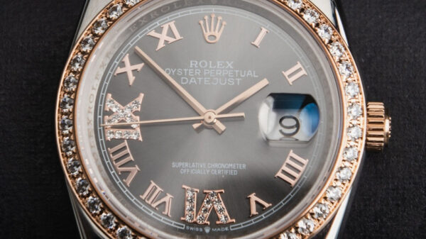 Rolex Datejust 36mm Aço e Rosé Mostrador Cinza Luneta Cravejada Pulseira Jubilee - Image 5