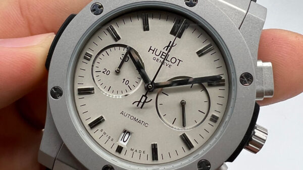 Hublot Classic Chrono 45mm Aço All Silver Pulseira Borracha/Couro