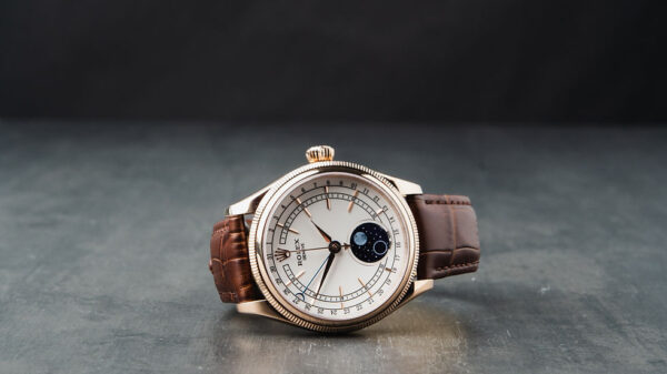 Rolex Cellini Moonphase Rosé 39mm Mostrador Branco Luneta Canelada Puls. Couro - Image 8