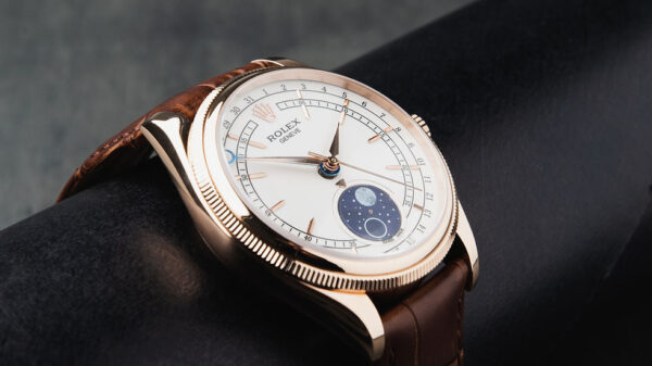 Rolex Cellini Moonphase Rosé 39mm Mostrador Branco Luneta Canelada Puls. Couro