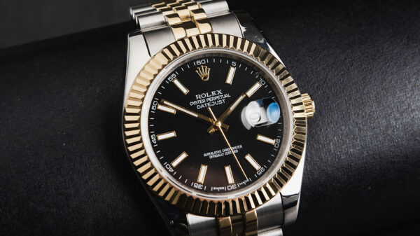 Rolex Datejust 41/36mm Aço/Dourado Mostrador Preto Luneta Canelada Puls. Jubilee - Image 4