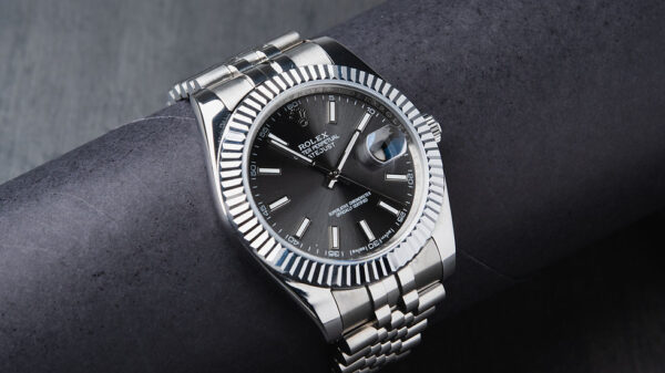 Rolex Datejust 41/36mm Aço Mostrador Cinza, Luneta Canelada Pulseira Jubilee - Image 6