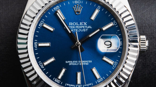 Rolex Datejust 41/36mm Aço, Mostrador Azul Luneta Canelada Pulseira Jubilee - Image 2