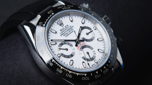 Rolex Daytona 40mm Aço Mostrador Branco Luneta Preta Pulseira Oysterflex - Image 7