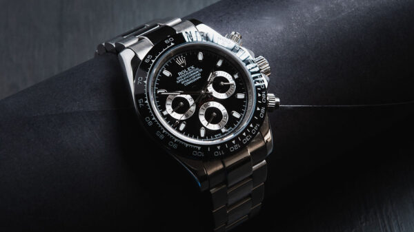 Rolex Daytona 40mm Aço Mostrador Preto Luneta Preta Pulseira Oyster