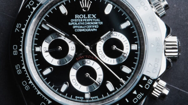 Rolex Daytona 40mm Aço Mostrador Preto Luneta Preta Pulseira Oyster - Image 8