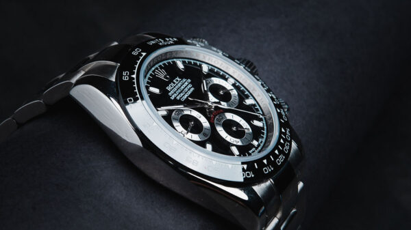 Rolex Daytona 40mm Aço Mostrador Preto Luneta Preta Pulseira Oyster - Image 2