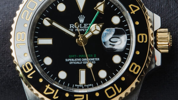 Rolex GMT-Master II 40mm Aço/Dourado Mostrador Preto Luneta Preta Puls. Oyster - Image 5