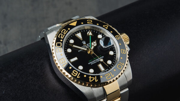 Rolex GMT-Master II 40mm Aço/Dourado Mostrador Preto Luneta Preta Puls. Oyster - Image 6