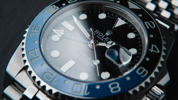 Rolex GMT Master II Batman 40mm Mostrador Preto Luneta Preto/Azul Puls. Jubilee - Image 4