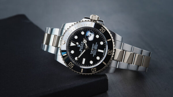 Rolex Submariner Date 41mm Aço/Dourado Mostrador Preto Luneta Preta Puls. Oyster - Image 8