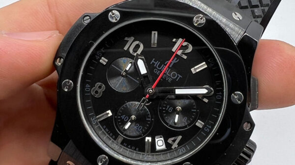 Hublot Big Bang 44mm Aço All Black Pulseira Borracha - Image 5